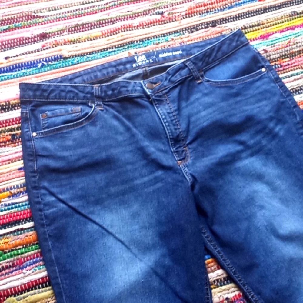 Lee Riders Mid Rise Capri Jeans-#1719+